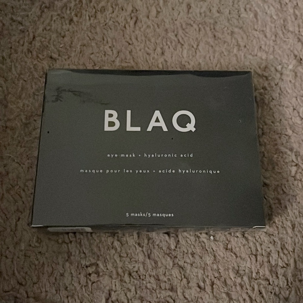 BRAND NEW - BLAQ Eye Mask with Hyaluronic Acid